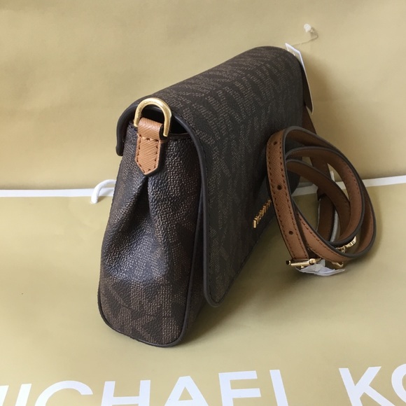 🌿Michael Kors Medium Crossbody Shoulder Bag NWT. - Picture 4 of 8